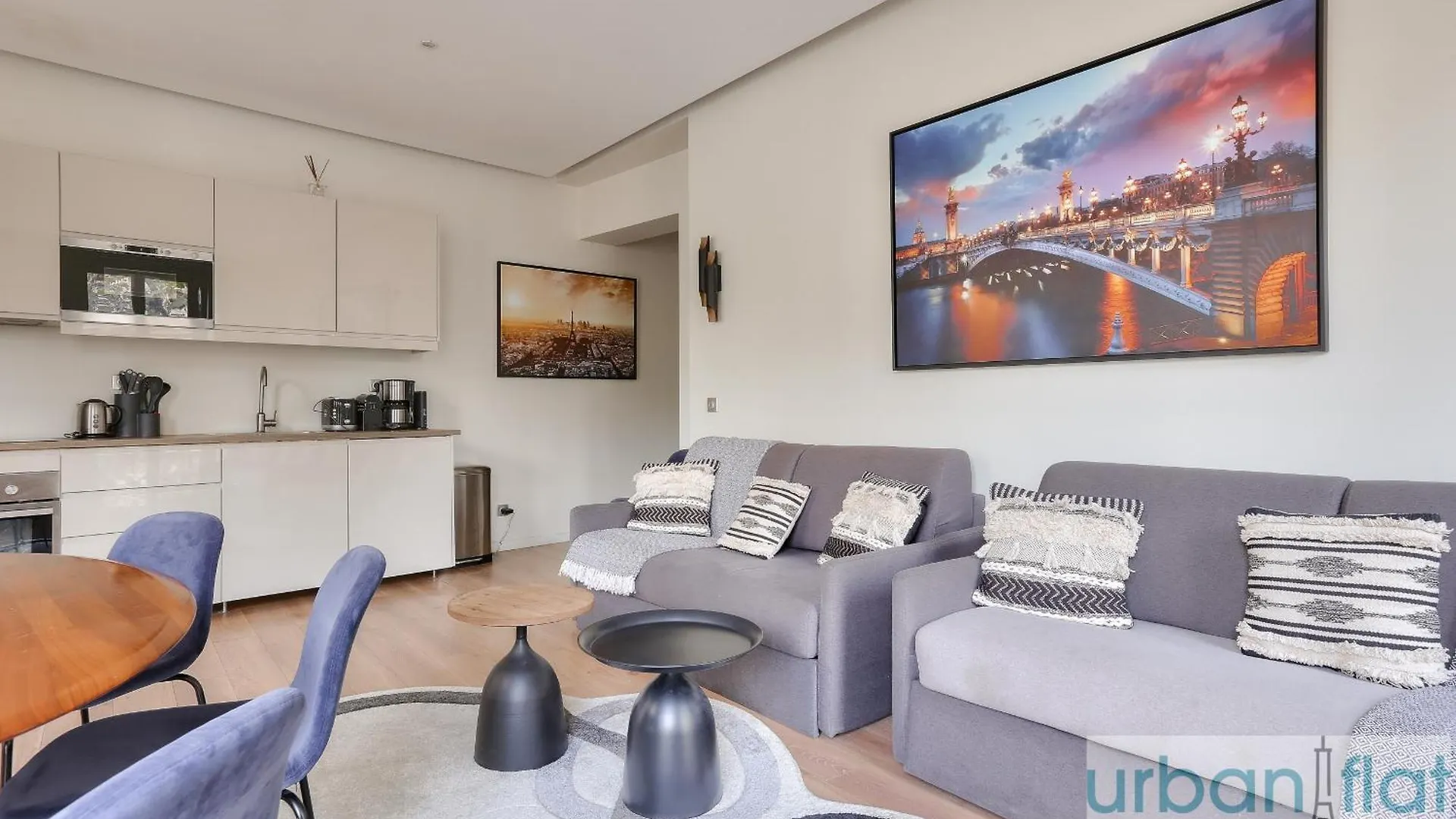 60-luxury Parisian Sebastopol Apartment *